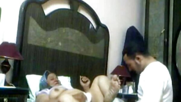 Die vollbusige Brünette Ava Addams gibt einen Blowjob und bekommt gratis erotikfilme Muff-Diving