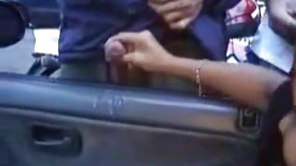 Schlanke Brünette in roten gratis sexfilme schauen Dessous leckt ihre eigenen Nippel