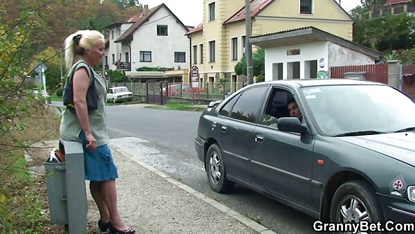 Das sensationelle blonde Luder Rylie Richman zeigt ihre Schwanzlutschkünste gratis deutschsprachige sexfilme