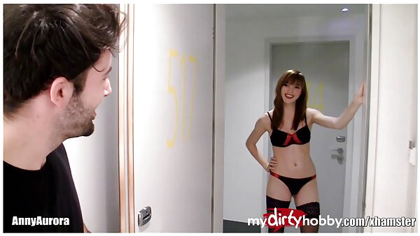 Die süße indische Nymphomanin Latmi wird doggy gehämmert, während sie das andere Werkzeug kostenlose haarige pornos lutscht