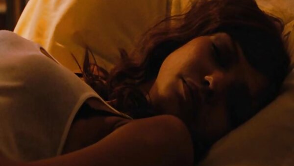 Das tätowierte Goth-Girl Katrina Jade wird von einem heißblütigen Freund hd sexfilme kostenlos gefickt